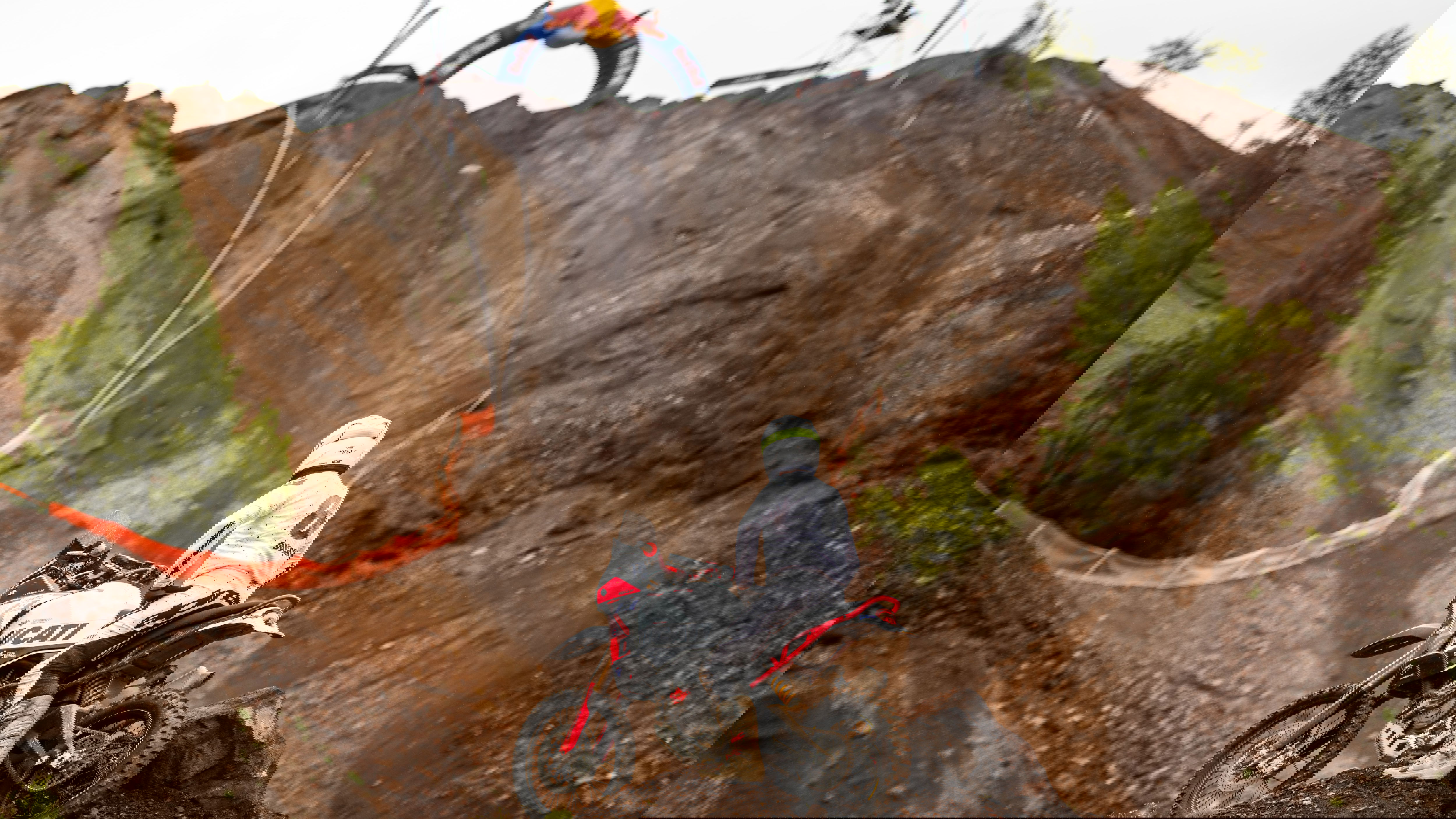 Antoine Meo on Ducati DesertX Rally, Ezerbergrodeo